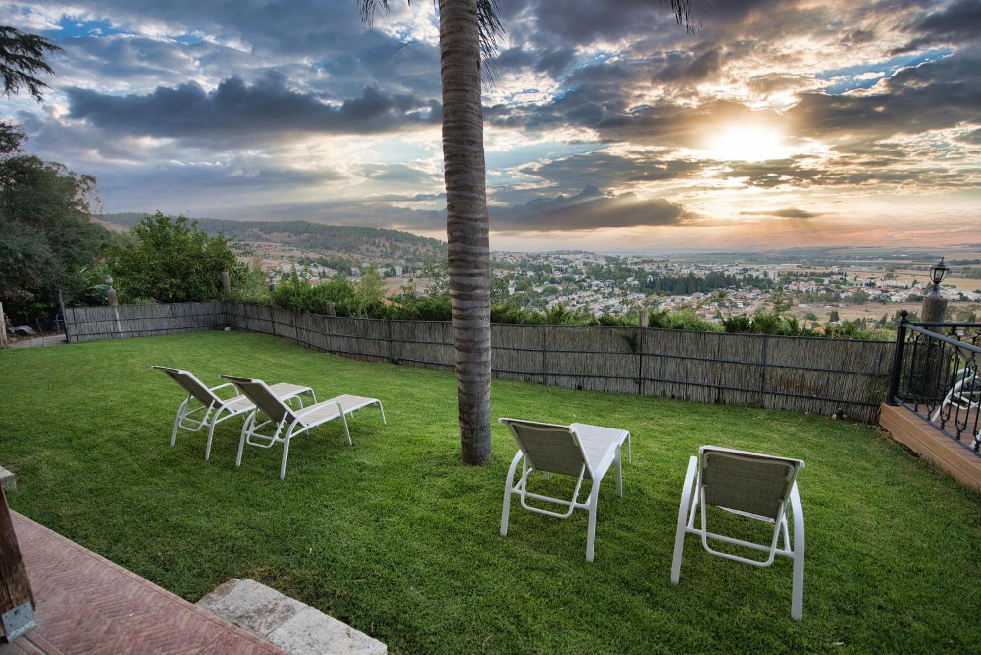 Hameiri Estate Rosh Pinna Bagian luar foto